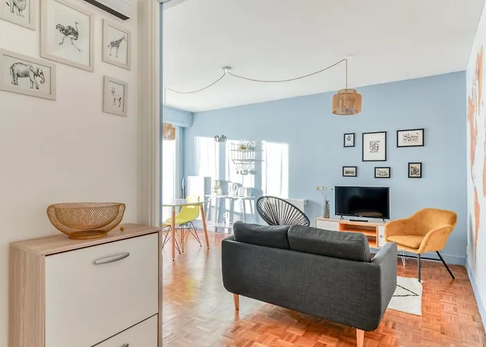 Les Couleurs Du Monde ! Parking Et Balcon Apartamento Carcasona