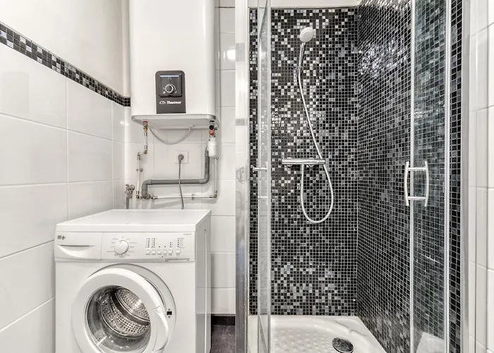 Apartamento Les Couleurs Du Monde ! Parking Et Balcon